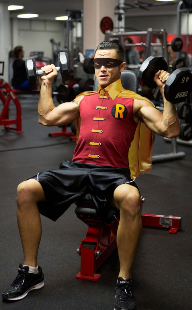 Jgl S Workout Gets Internet Meme E Online Ca